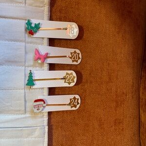 Meri Meri Christmas Advent Hair Pins, set of 24 in case.